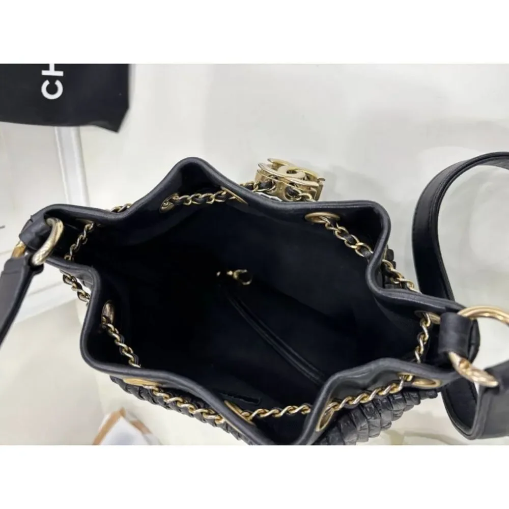CHANEL brand color